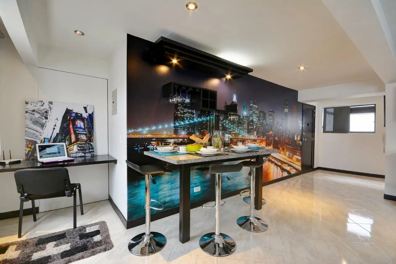 Poblado Suites By Lifeafar Medellín